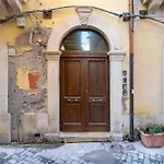 Guesthost - I Limuni Di Mirabella Flat In Ortigia Syracuse