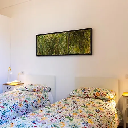 Apartment Guesthost - I Limuni Di Mirabella Flat In Ortigia Syrakus