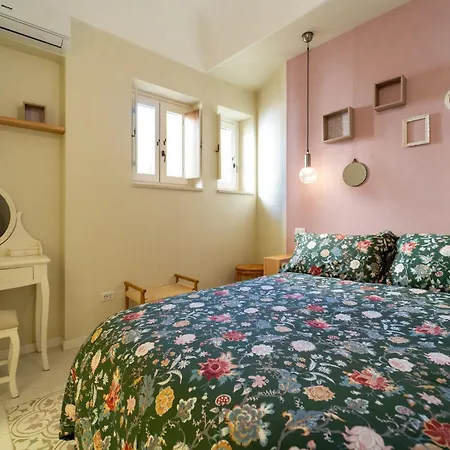 Guesthost - I Limuni Di Mirabella Flat In Ortigia Apartment *